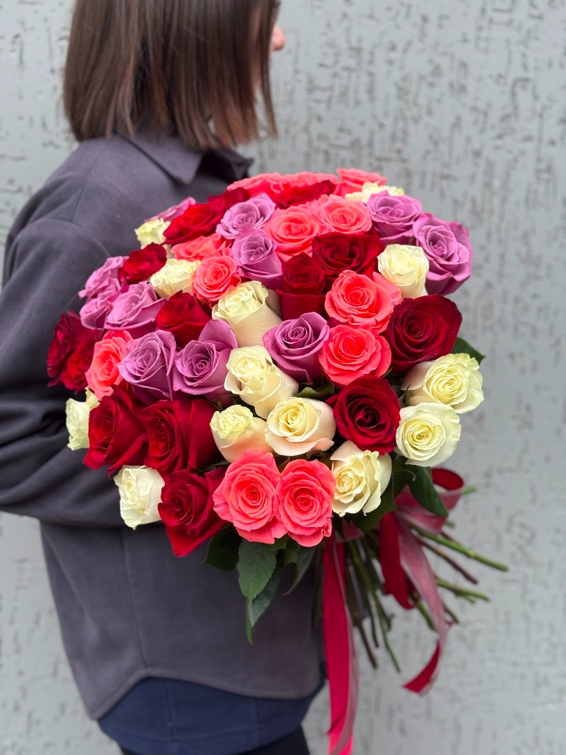 51 роза микс от интернет-магазина цветов в 