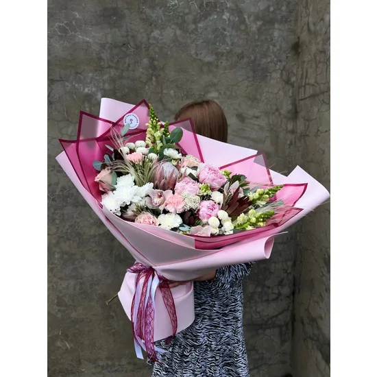 Роскошный вечер от интернет-магазина цветов в 