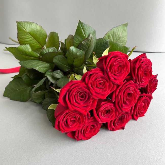 Российские красные розы - салон «Цвет настроения» в Уфе
