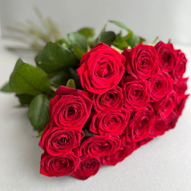 Российские красные розы - салон «Цвет настроения» в Уфе
