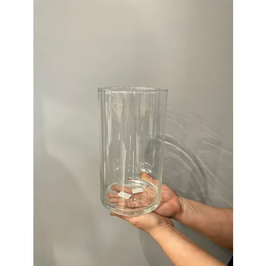 Прозрачная ваза из стекла от интернет-магазина цветов в 