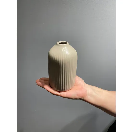 Ваза керамическая коричневая от интернет-магазина цветов в 