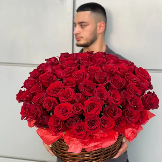 101 роза в корзине от интернет-магазина цветов в 