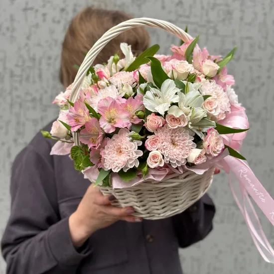 Натали от интернет-магазина цветов в 