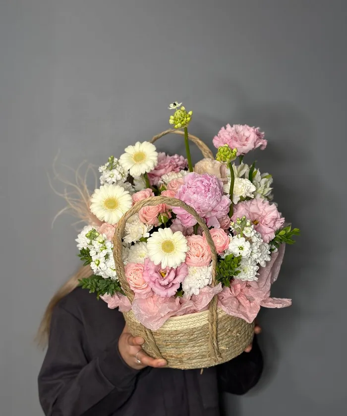 Королевский подарок от интернет-магазина цветов в 