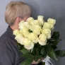 Белые розы Эквадор 50см