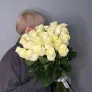 25 белых роз 60см
