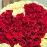 101 роза в форме сердца 60см