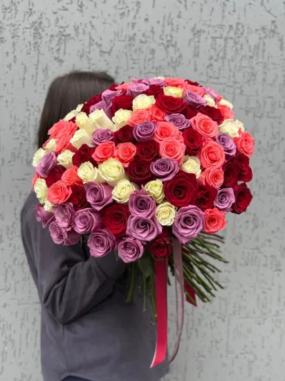 101 Эквадорская роза микс от интернет-магазина цветов в 
