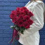 15 красных роз Эквадор 60см