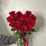 15 красных роз Эквадор 60см