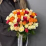 51 роза Кения микс с лентой