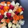 51 роза Кения микс с лентой