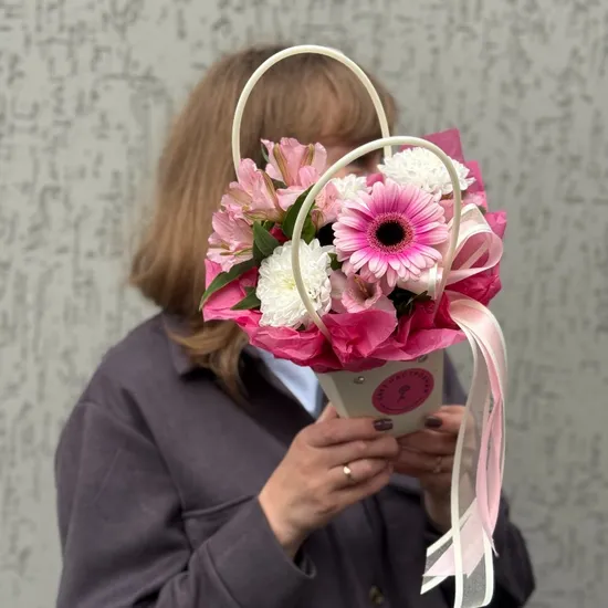 Милый комплимент от интернет-магазина цветов в 