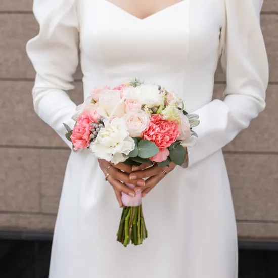 Свадебный букет &laquo;Трепетные чувства&raquo; от интернет-магазина цветов в 