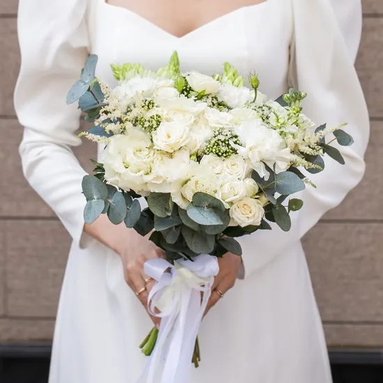 Свадебный букет &laquo;Взбитые сливки&raquo; от интернет-магазина цветов в 