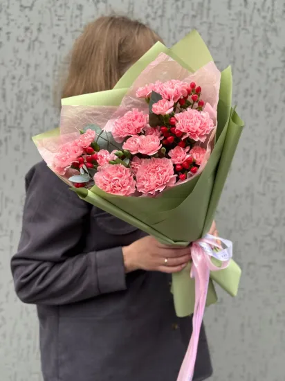 Легкая улыбка от интернет-магазина цветов в 