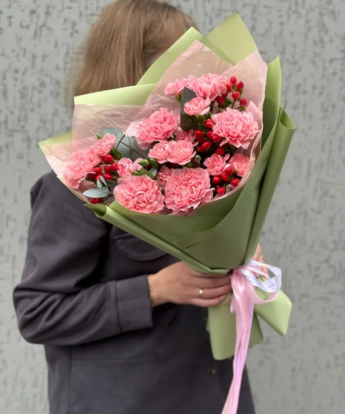 Легкая улыбка от интернет-магазина цветов в 