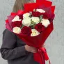 Яркая кокетка