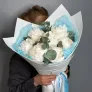 Букет из 7 нежных пионов