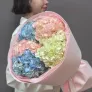 Букет из 5 нежных гортензий