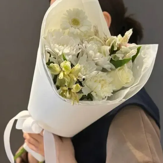 Цветочный комплимент от интернет-магазина цветов в 