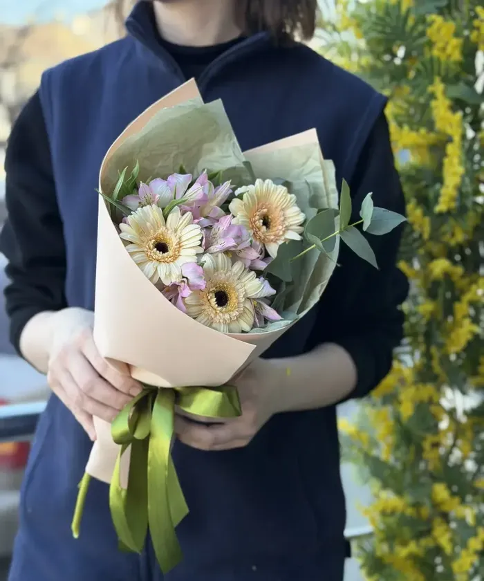 Цветочный комплимент от интернет-магазина цветов в 