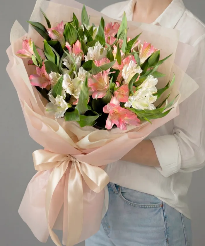 Нежные альстромерии от интернет-магазина цветов в 