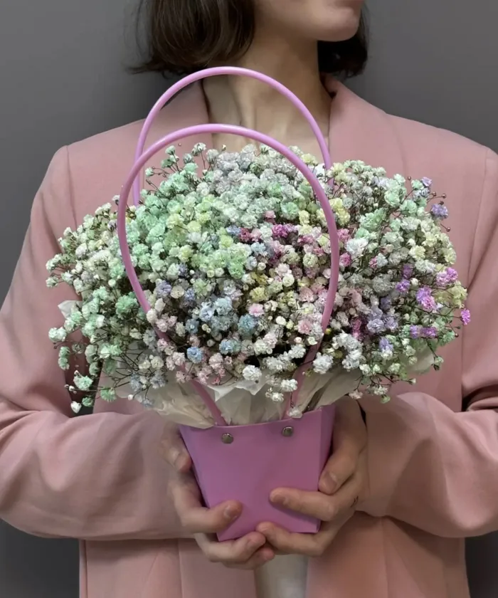 Композиция в сумочке &laquo;Утренняя роса&raquo; от интернет-магазина цветов в 