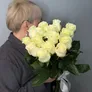 Белые розы Эквадор 60см