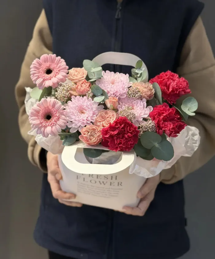 Спеши любить от интернет-магазина цветов в 