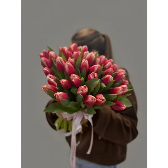 51 бело-розовый тюльпан  от интернет-магазина цветов в 