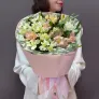 Букет из нежной альстромерии
