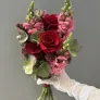 Букет невесты в бордово-розовых тонах