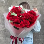 Французские розы в упаковке