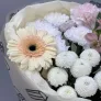 Букет учителю с гермини, хризантемами и альстромерией