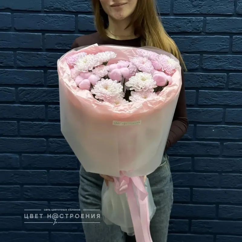 Букет №2 из розовых хризантем с хлопком