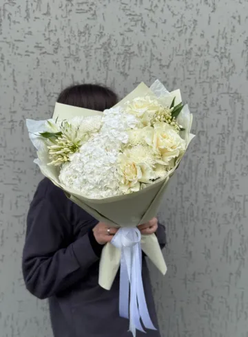 Белый стих от интернет-магазина цветов в 