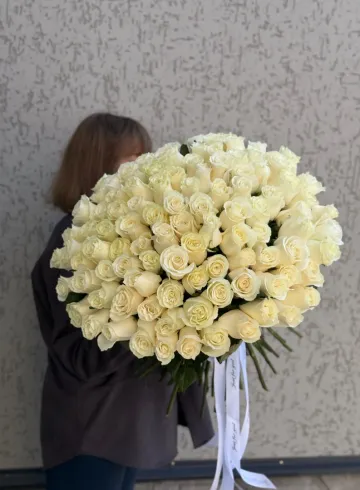 101 белая роза от интернет-магазина цветов в 