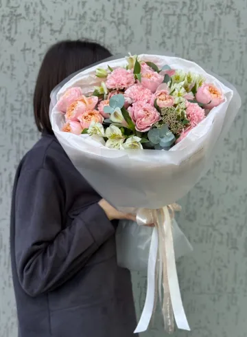 Воздушный поцелуй от интернет-магазина цветов в 