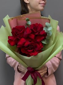 Букет из французских роз «Цветочный комплимент»